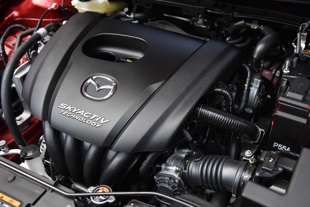 Mazda2 (2)