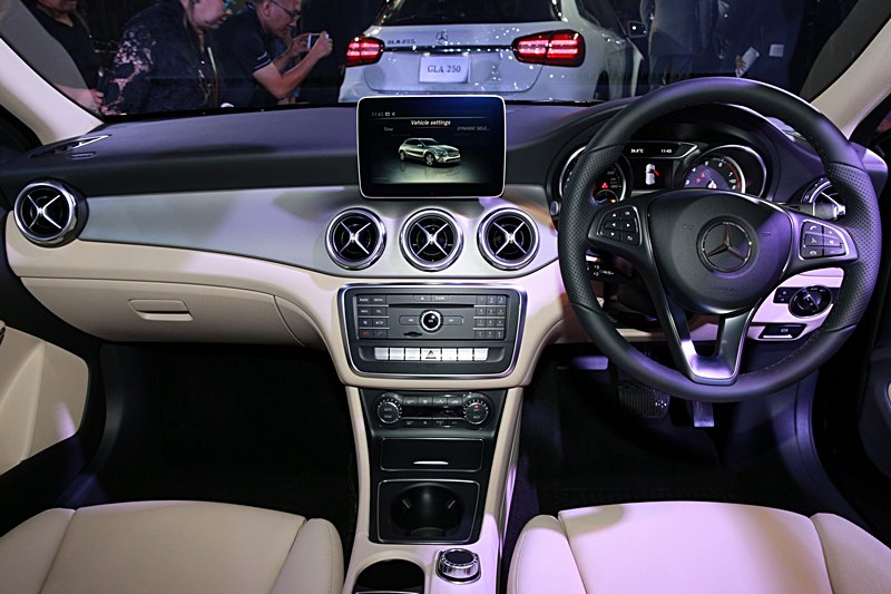 Mercedes Benz  GLA 200 Urban