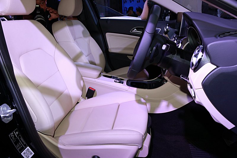 Mercedes Benz  GLA 200 Urban