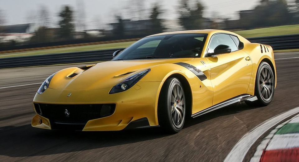 Ferrari-F12tdf-2016-1600-03