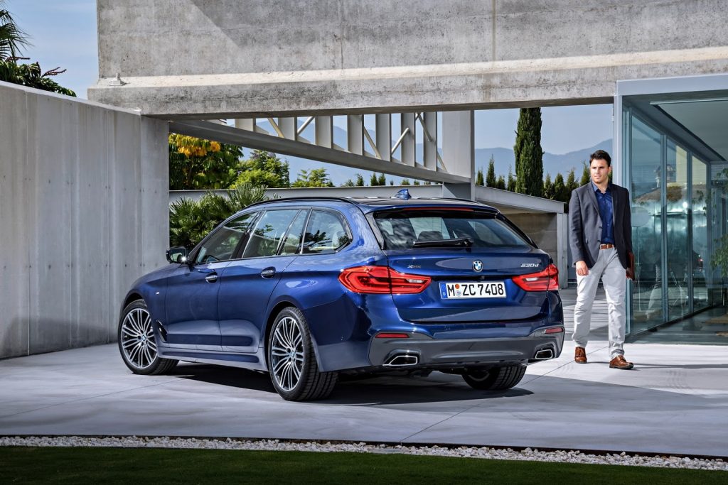 2018-BMW-5-Series-Touring-5