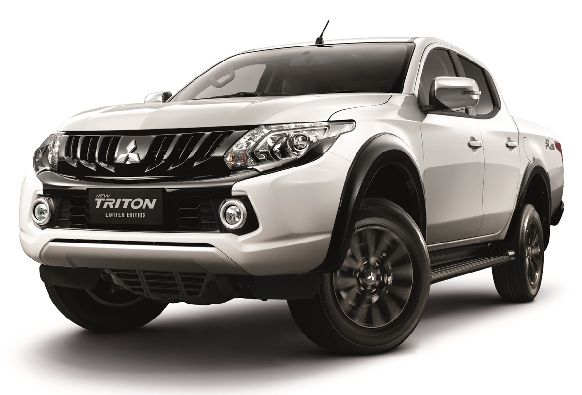 TRITON_White
