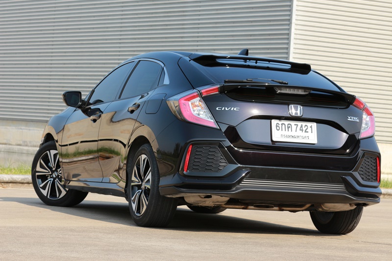 Review-Honda-Civic-hatchback (22)