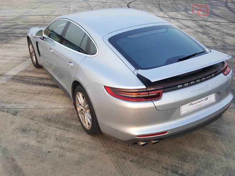 Review-Porsche-Panamera-4S-002