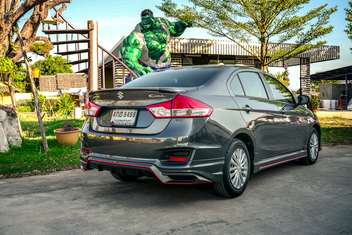 SuzukiCiazwithAmotrizbodykitrearthreequartersrightsidesecond