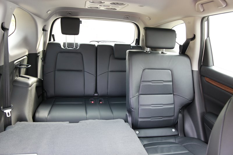 2017Honda-CRV-Gasoline-Review007