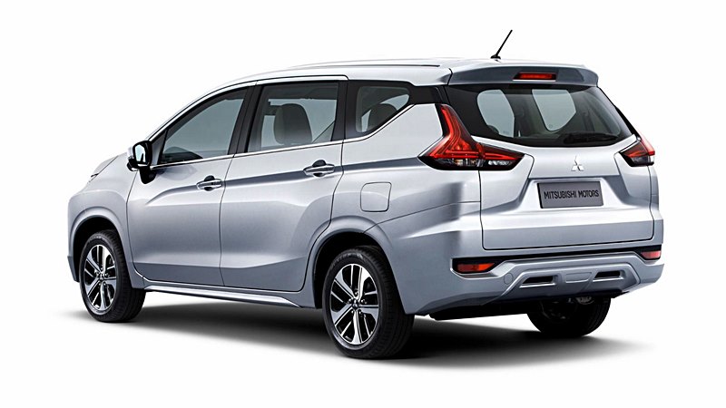 Mitsubishi-Expander-official-002
