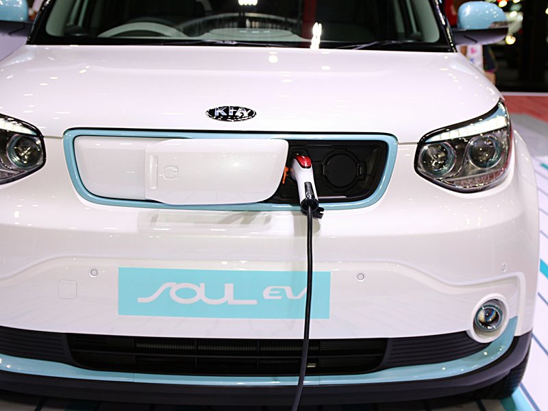 kia-soul-Ev006