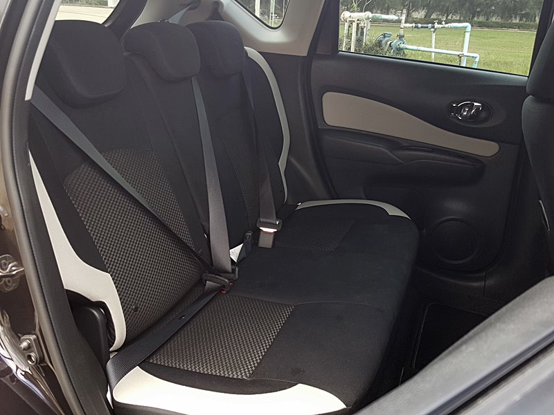 ภายในห้องโดยสาร  Nissan Note 1.2 VL ภายในห้องโดยสาร  Nissan Note 1.2 VL