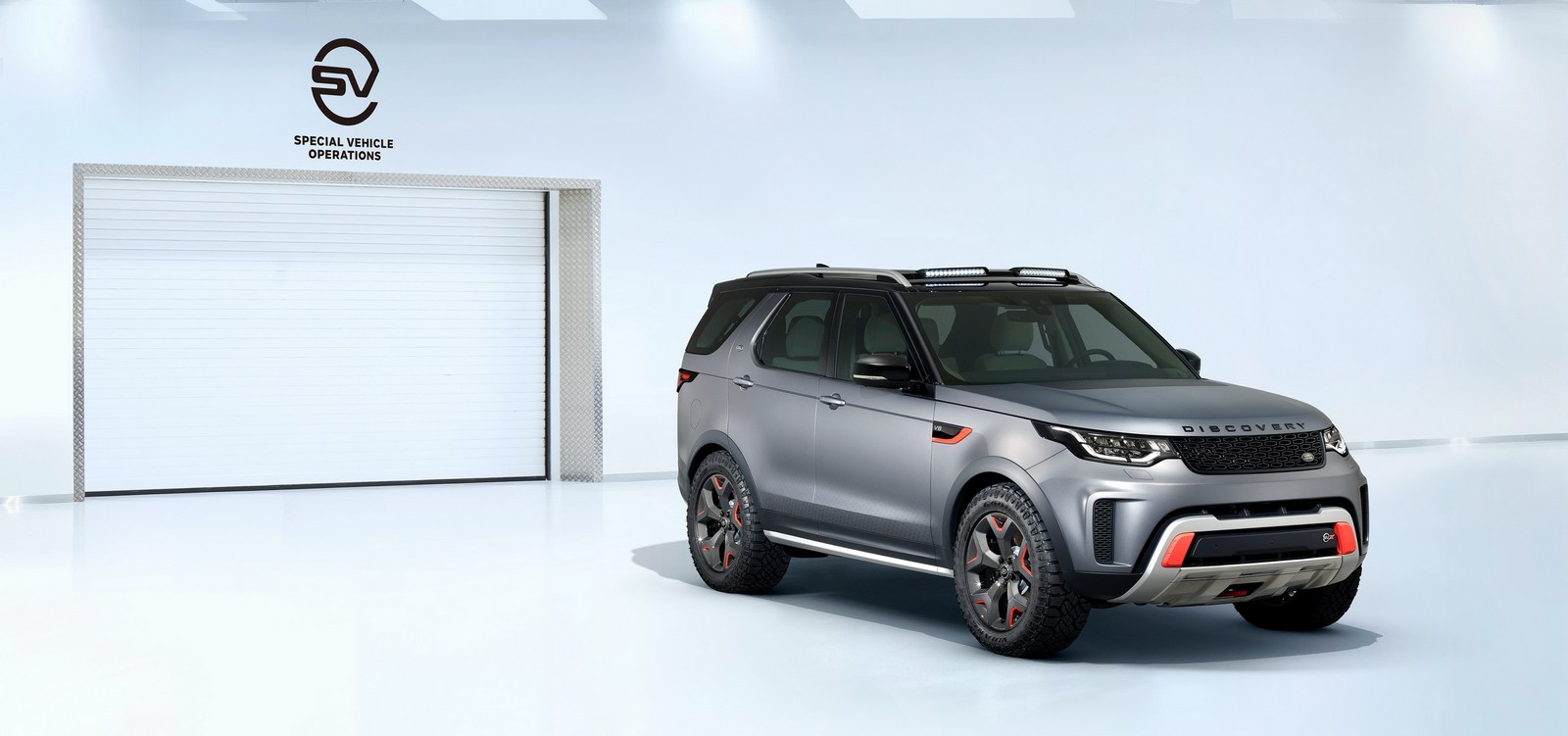 Land-Rover-Discovery-SVX-1
