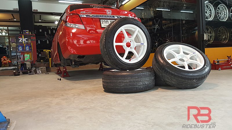 wheel-tire-changing005