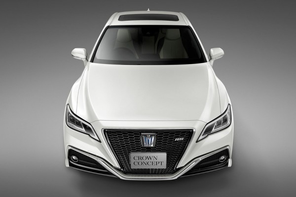 Toyota Crown Concept อวดโฉมงามหรูรุ่นใหญ่ที่โตเกียว Toyota Crown Concept อวดโฉมงามหรูรุ่นใหญ่ที่โตเกียว