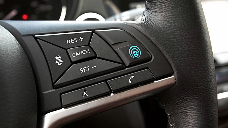 2018 Nissan X Trail with Pro Pilot assisted