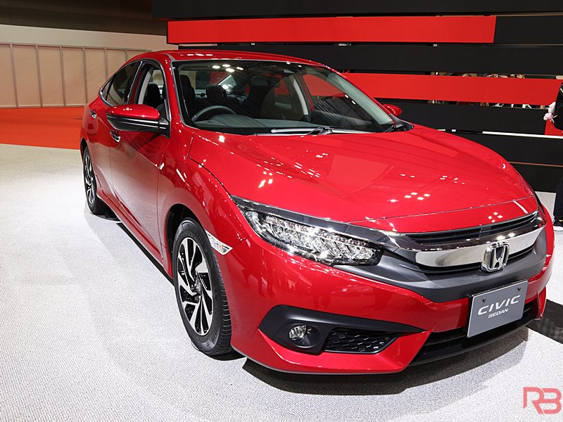 Honda Civic  Sedan Rallye  red