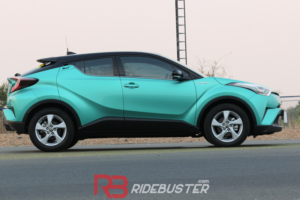 Review Toyota C-HR 1.8 Hybrid