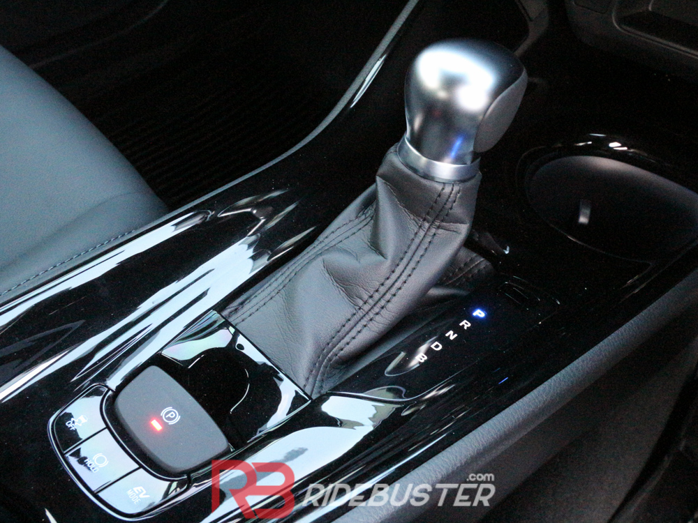 Review Toyota C-HR 1.8 Hybrid