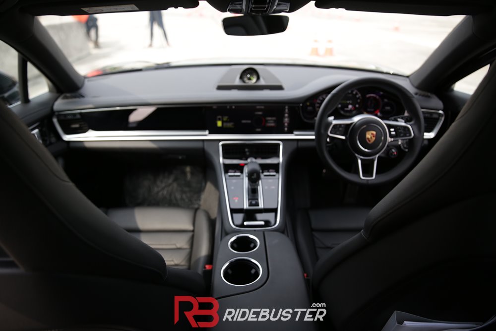 Test Drive Porsche  Panamera 4 E Hybrid 