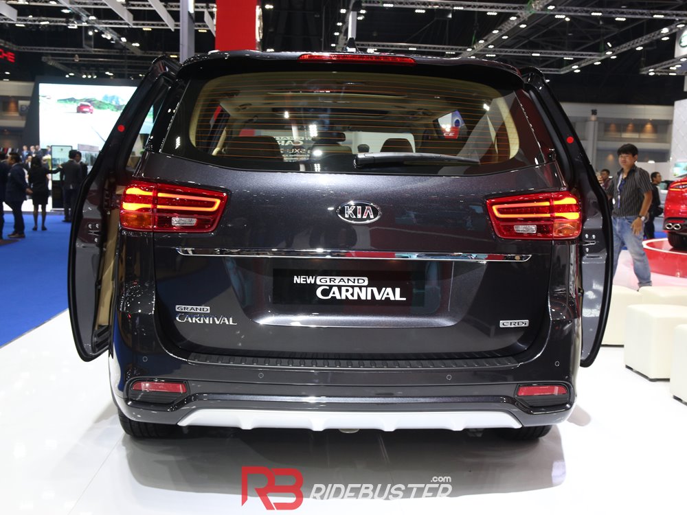 KIA Grand Carnival 2018