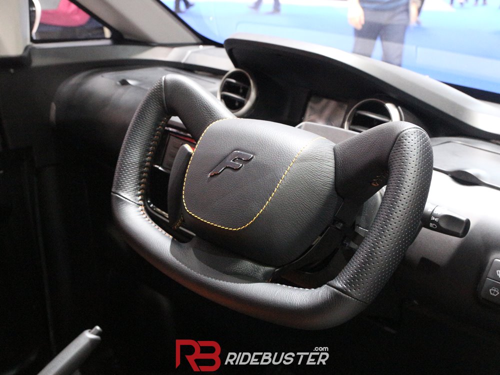 Fomm one  รถยนต์ไฟฟ้า