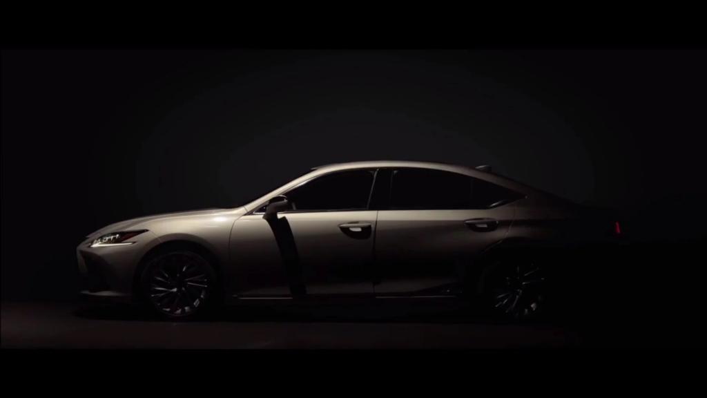 Lexus ES 2019