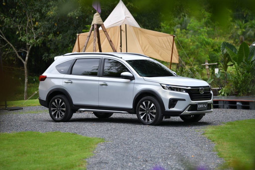 Honda BR-V EL สีขาว Sunlight