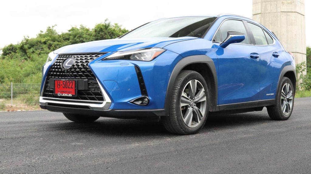 Lexus ux 300e EV 