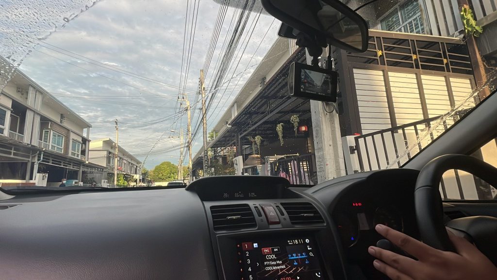 ใบปัดน้ำฝน Valeo Hybrid First