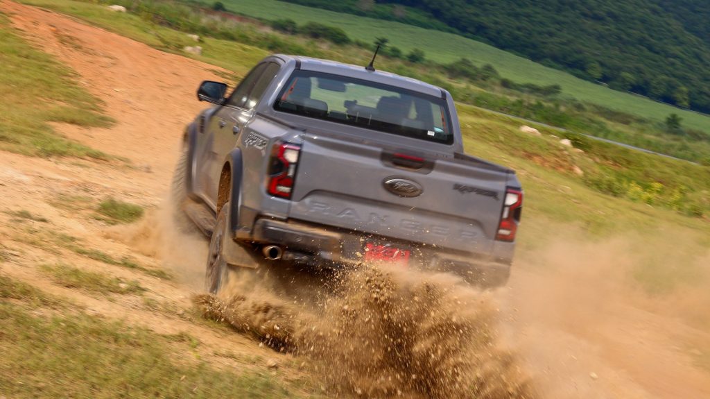 รีวิว Ford Ranger Raptor 2022 รีวิว Ford Ranger Raptor 2022