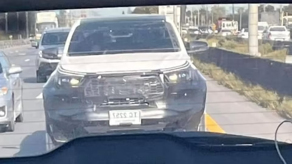 Toyota Hilux GR Sport 2023