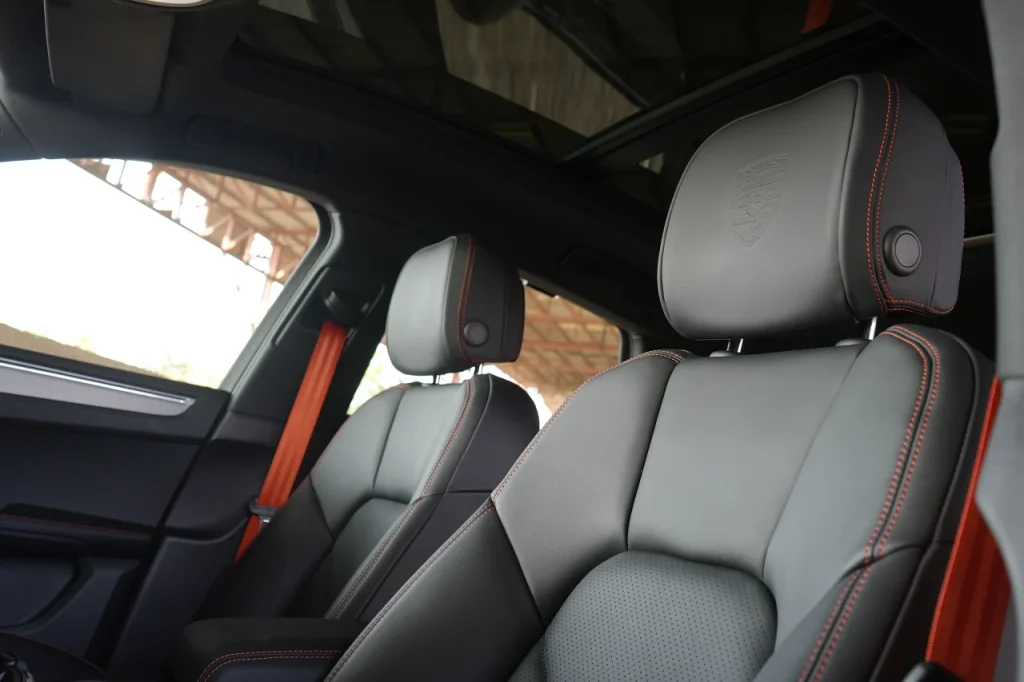 Porsche Macan Papaya Metallic