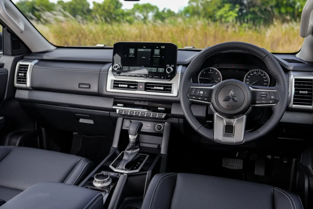 Mitsubishi Triton Ultra 4x4