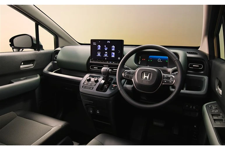 2024 Honda Freed Crosstar