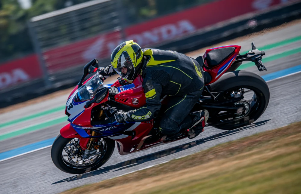 Honda CBR1000RR-R SP 2025 Honda CBR1000RR-R SP 2025