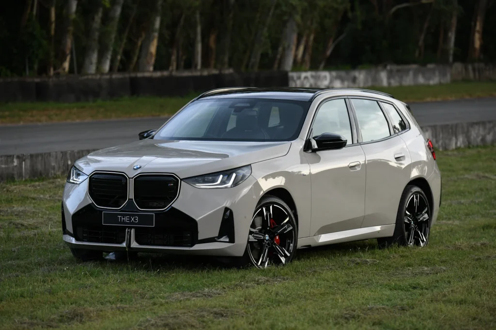 BMW X3 M50 xDrive BMW X3 M50 xDrive