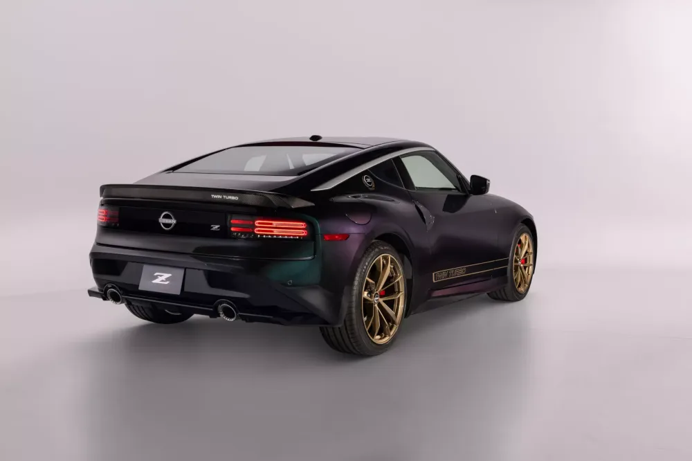Nissan Z Heritage Edition