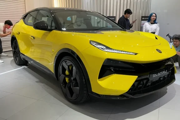 2026 Lotus Electre