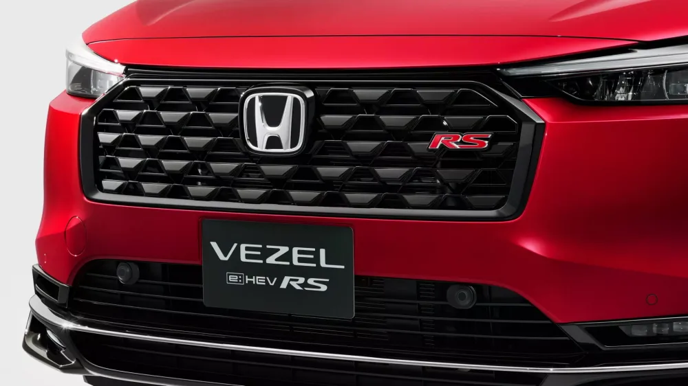 2026 Honda Vezel e:HEV RS