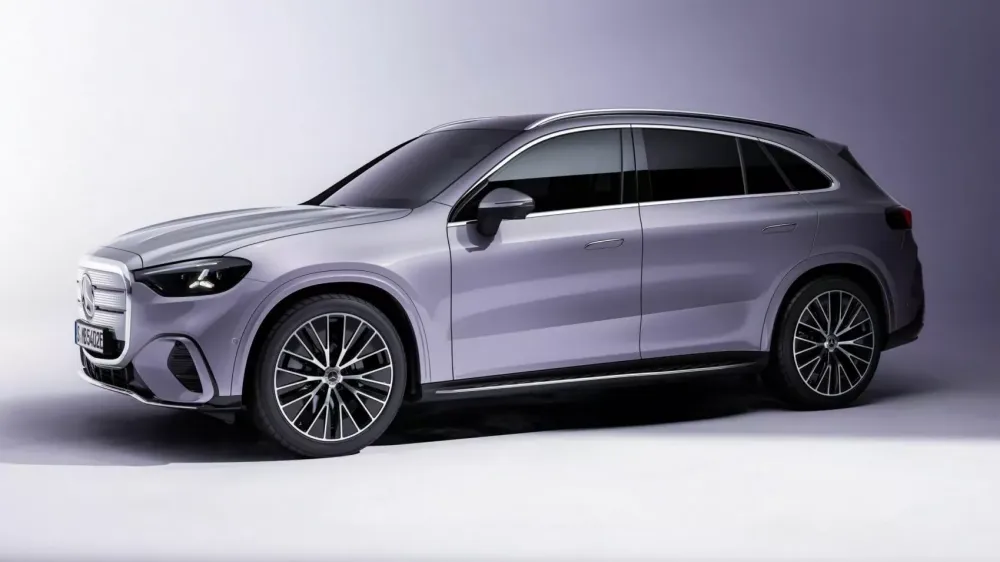 Mercedes-Benz GLC with EQ Technology