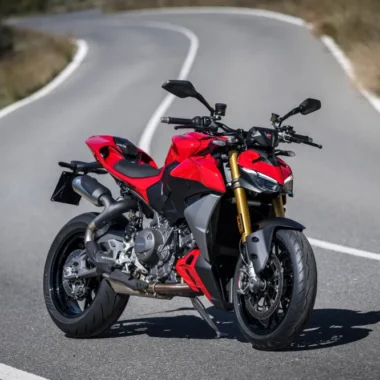 2025 Ducati Streetfighter V2 S