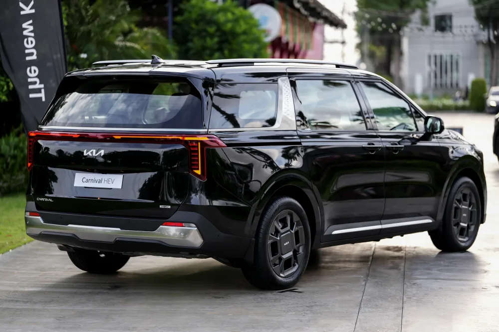 2025 KIA Carnival HEV