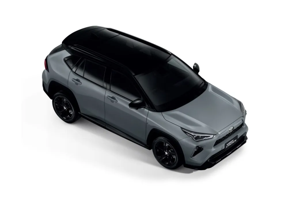 TOYOTA YARIS CROSS NIGHTSHADE