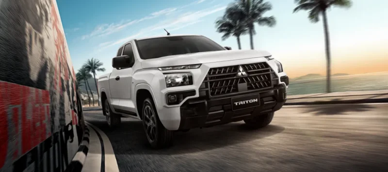 Mitsubishi Triton Street