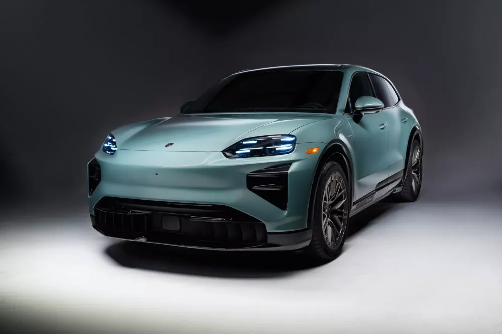 Porsche Cayenne Turbo Electric