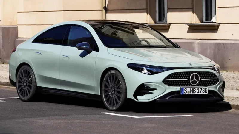 Mercedes-Benz CLA 220 Hybrid